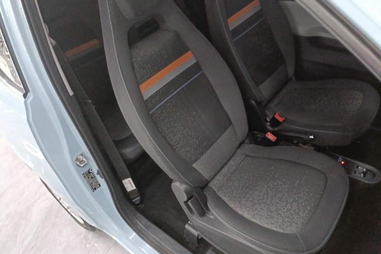 Used Wuling Hongguang MINIEV 2020 Enjoy Edition Lithium-Ion Battery Right Front Seat