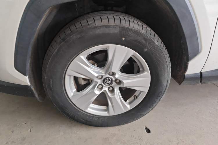 Used Toyota RAV4 2020 2.0L CVT Two-Wheel Drive Urban Edition Exterior 4