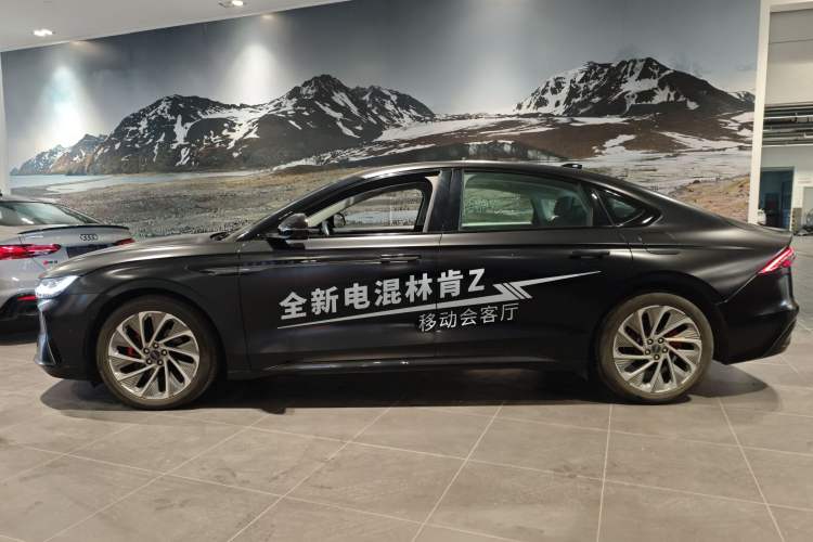 Used Lincoln Z 2024 2.0T Two-Wheel Drive Prestige Hybrid Version
