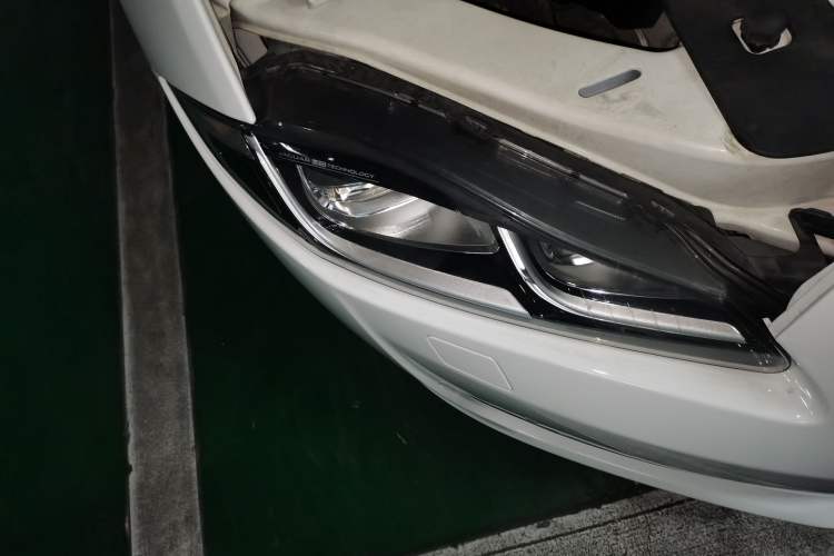 Used Jaguar XJ 2018 XJL 3.0 SC Two-Wheel-Drive Elegant Business Edition Right Front Headlight