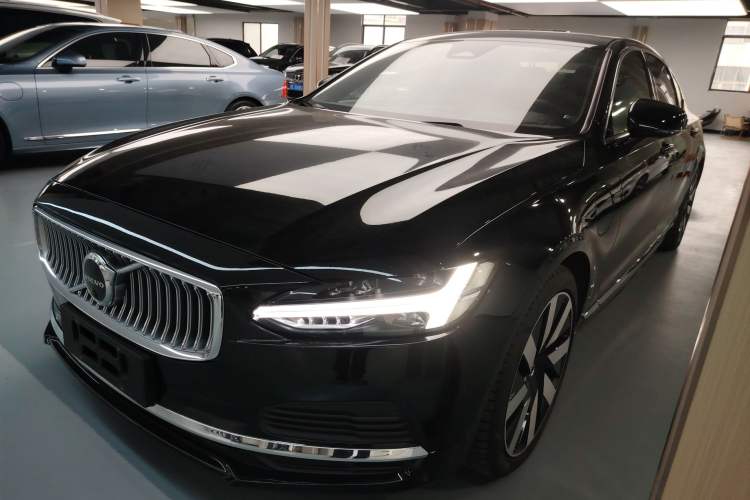 Used Volvo S90 New Energy 2024 Plug-in Hybrid Four-Wheel Drive Long-Range Luxury Smart Edition