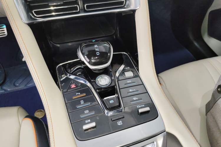 Used BYD Song PLUS New Energy 2021 EV Deluxe Model Gear Lever