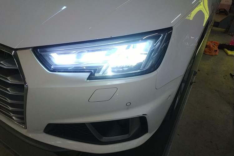 Used Audi A4L 2019 40 TFSI Fashion Edition China VI Emission Standard
