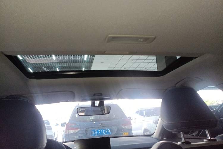 Used Geely Auto Emgrand 2022 4th Generation 1.5L CVT Flagship Model
