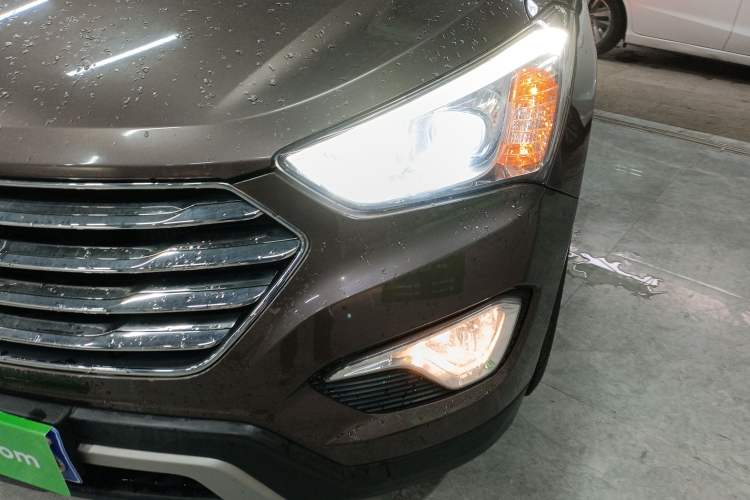 Used Hyundai Grand SantaFe 2013 2.2T 7-Seater Four-Wheel-Drive Comfort Edition