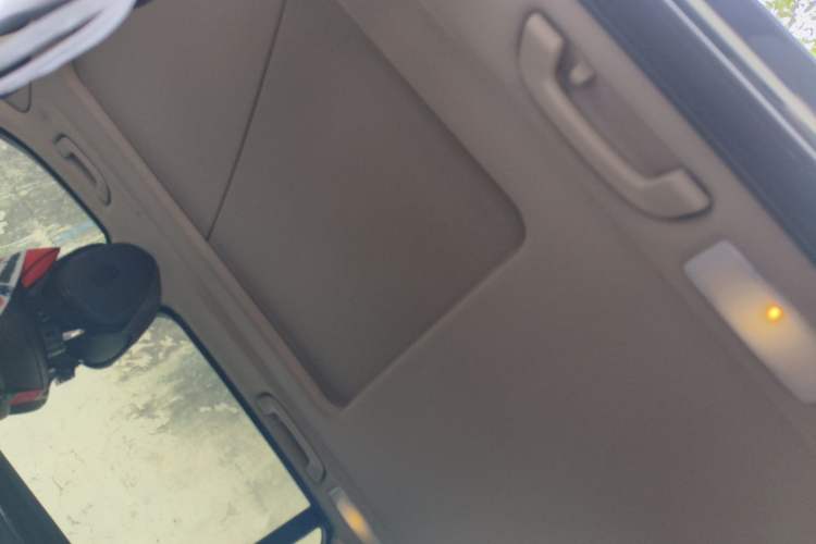 Used BMW X5  Headliner