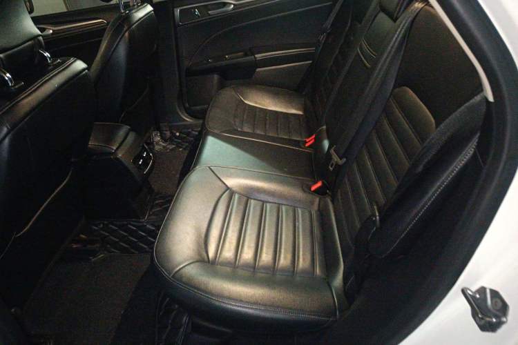Used Ford Mondeo 2018 EcoBoost 180 Fashion Edition Left Rear Seat