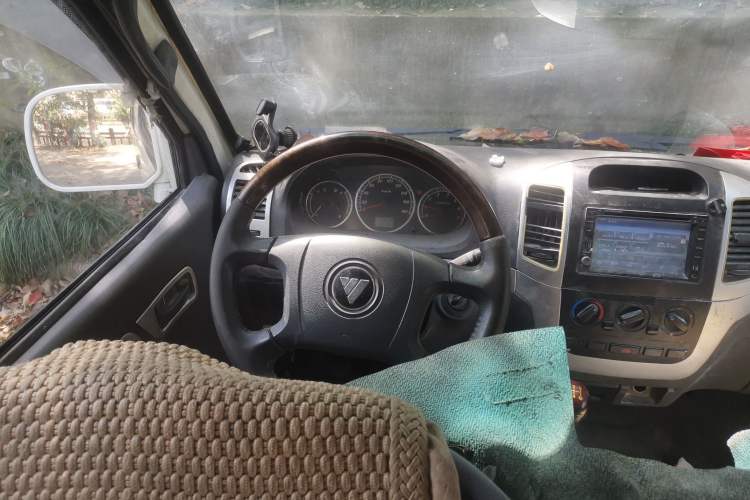 Used Foton Scenic 2011 2.0L Express Standard Short-Wheelbase Low-Roof 491EQ4A Steering Wheel