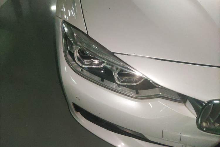 Used BMW 3 Series 2018 320Li Fashion Model Right Front Headlight