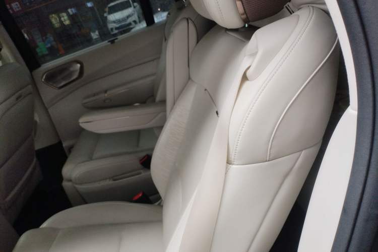 Used Lynk & Co 900 2025 2.0T Ultra Left Rear Seat