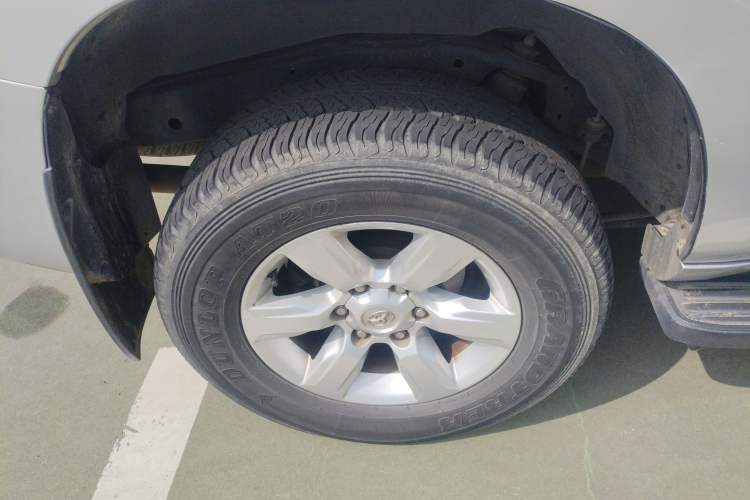 Used Toyota Prado 2016 2.7L Automatic Luxury Edition Right Rear Wheel Hub