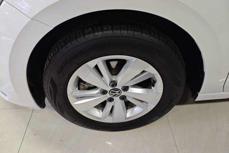 Used Volkswagen Polo 2023 Revised Plus 1.5L Automatic – Enjoy Life Edition Left Front Wheel Hub