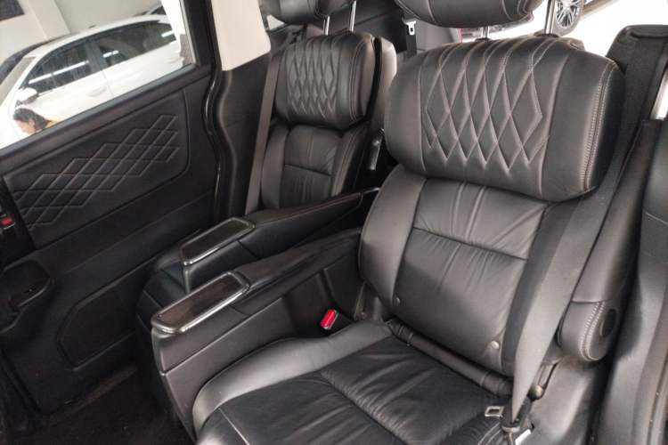 Used Honda Elysion 2019 2.0L Hybrid Luxury Edition