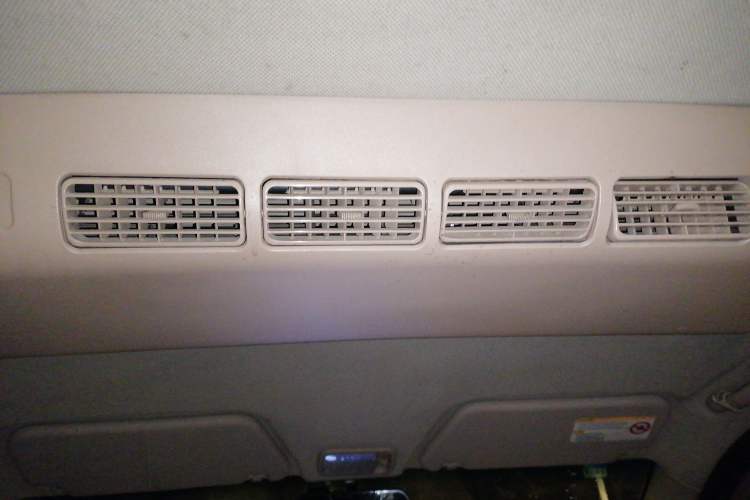 Used Wuling Hongguang 2013 1.5L Comfort Model
