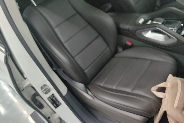 Used Mercedes-Benz GLE 2020 GLE 350 4MATIC Fashion Model