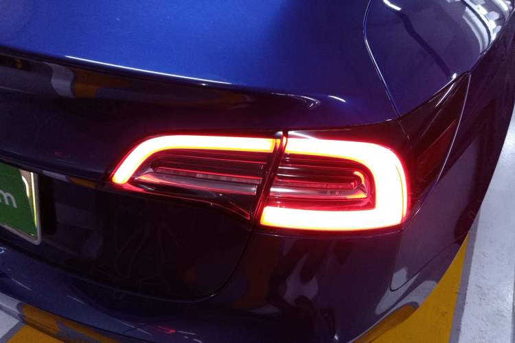 Used Tesla Model 3 (Import) 2019 Long-Range Rear-Wheel-Drive Version
