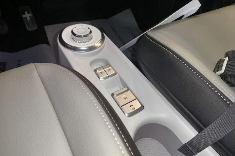 Used Wuling Air ev 2023 - Four Seats - Standard Edition