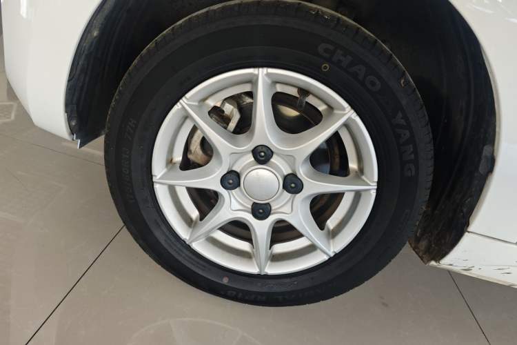 Used Roewe Clever 2021 302 km New Four-Seater Super-Efficient Version