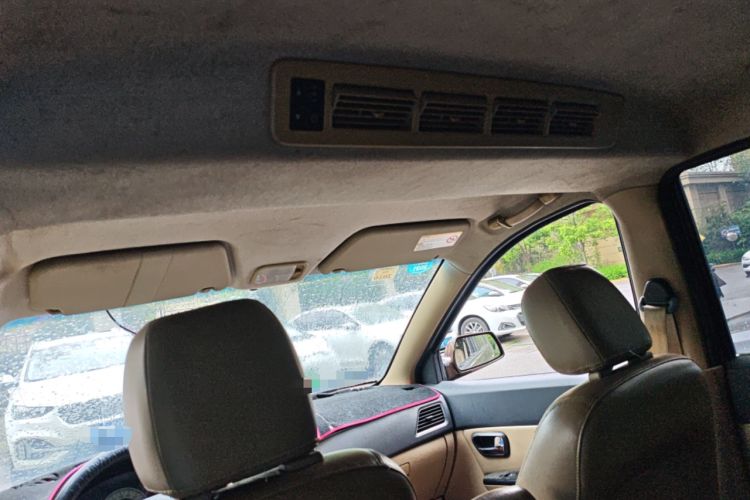 Used Wuling Hongguang 2014 1.5L S Luxury Model Headliner