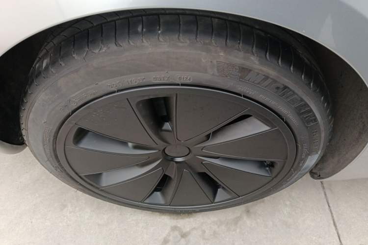 Used Tesla Model 3 2023 Rear-Wheel-Drive Version