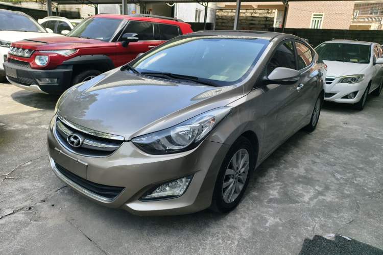 Used Hyundai Elantra (5th Generation / Langdong) 2012 1.6L Manual Leading Model