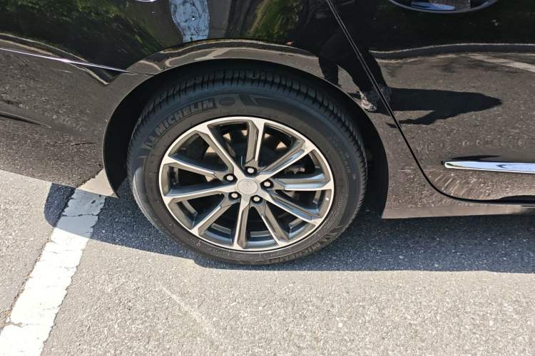 Used Buick LaCrosse 2019 28T Luxury Version