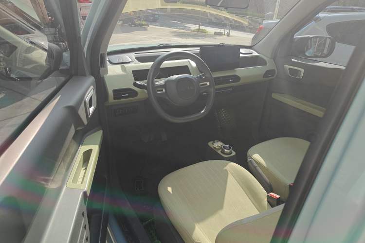 Used Geely Galaxy Panda 2024 Panda Mini 200km Endurance Bear