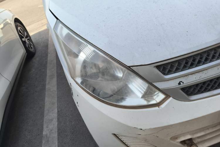 Used Wuling Rongguang V 2015 1.2L Base Version Right Front Headlight