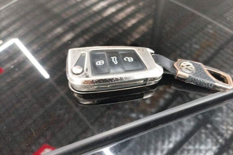 Used Volkswagen Lamando 2018 230TSI DSG Fashion Edition Vehicle Key