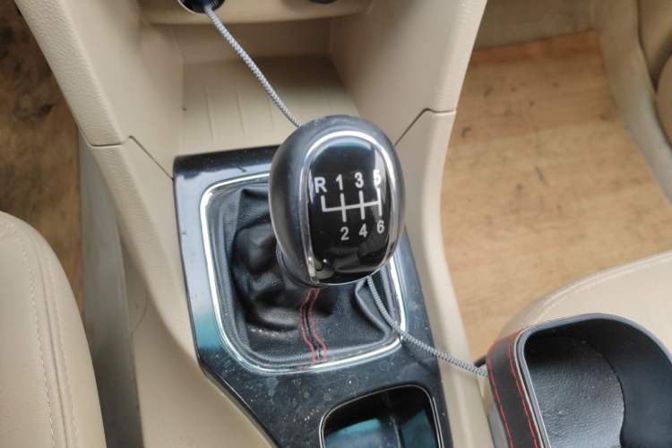 Used Baojun 730 2016 1.5T Manual Luxury Edition 7 Seats
