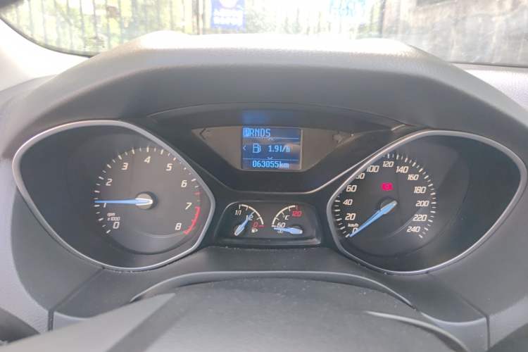 Used Ford Focus 2012 Hatchback 1.6L Automatic Fashion Edition
