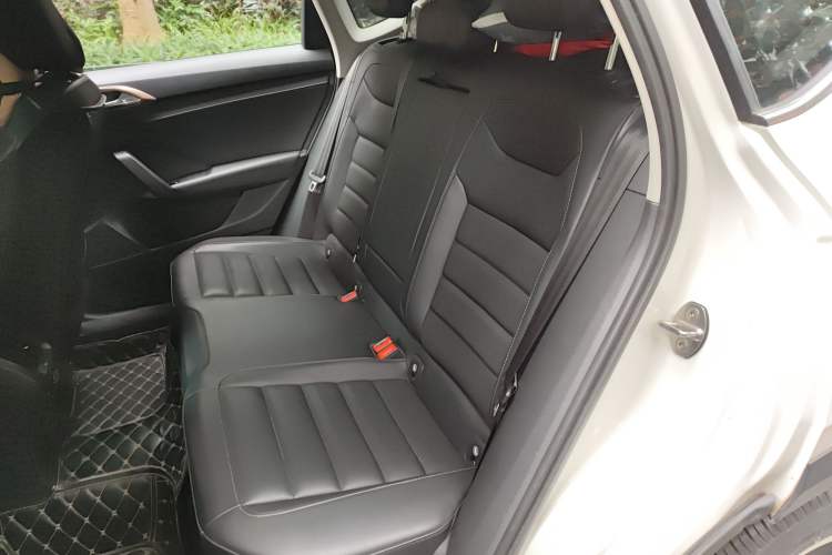 Used Volkswagen Tharu 2020 Facelift 330TSI Four-Wheel Drive Luxury PLUS Version China VI Standard