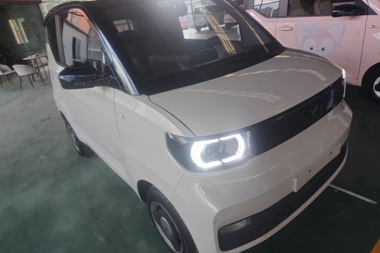 Used Wuling Hongguang MINIEV 2021 Macaron Fashion Model Lithium Iron Phosphate Front Right 45 Deg