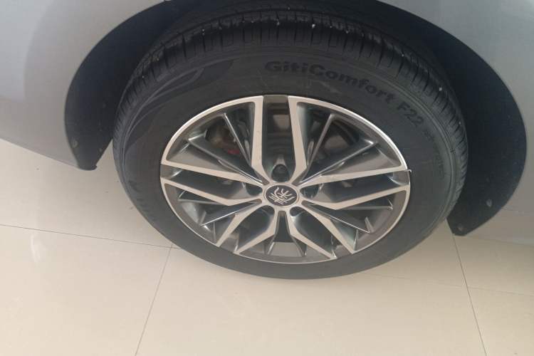 Used BYD Qin PLUS 2021 DM-i 55KM Flagship Model
