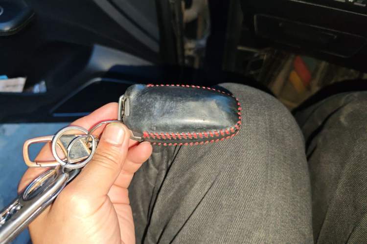 Used BYD Song MAX 2021 Upgraded Model 1.5T Automatic Luxury 7-Seater Vehicle Key