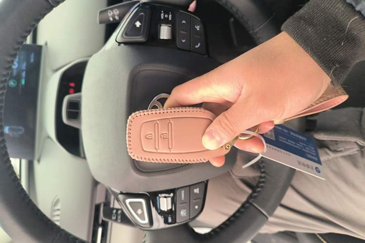 Used Toyota bZ5 2025 Model 550 PRO Vehicle Key