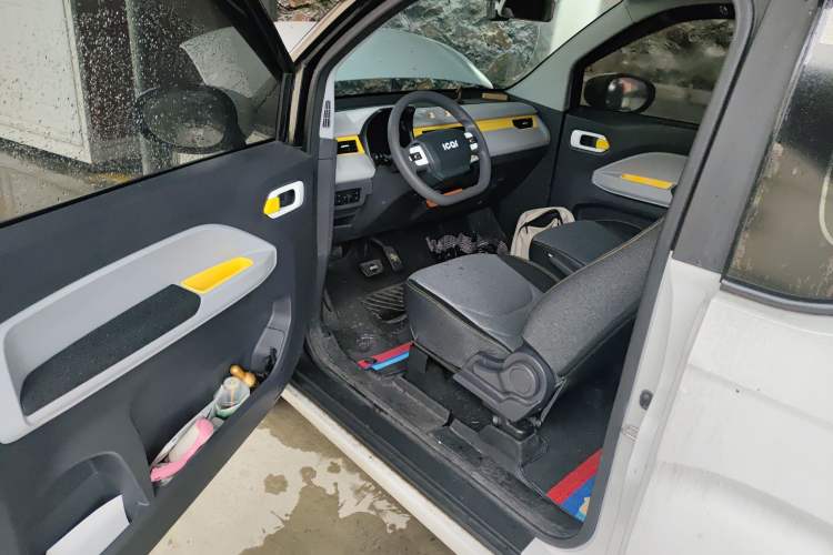 Used Chery QQ Ice Cream 2022 170km Sundae Phosphate Lithium-Ion
