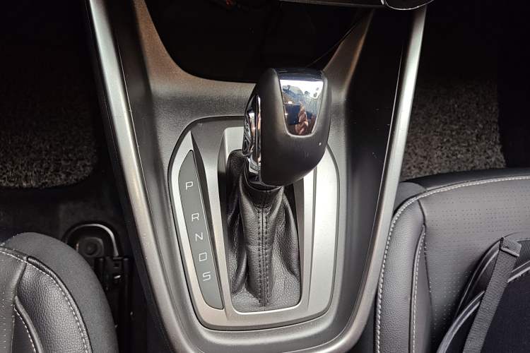 Used Ford Escort 2017 Happiness Edition 1.5L Automatic Fashion Version