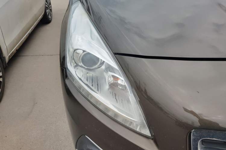 Used Peugeot 3008 2015 2.0L Automatic Classic Edition
