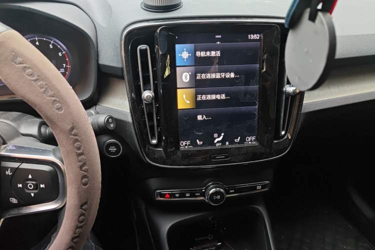 Used Volvo XC40 2022 T4 Four-Wheel Drive Smart & Luxurious Edition Audio And AC Panel