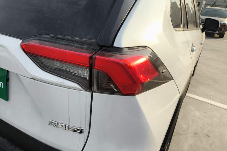 Used Toyota RAV4 2023 2.0L CVT Two-Wheel Drive Fashion Plus Edition