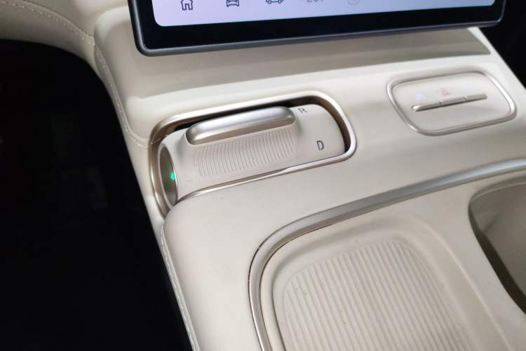 Used Nio ES6 2024 75 kWh