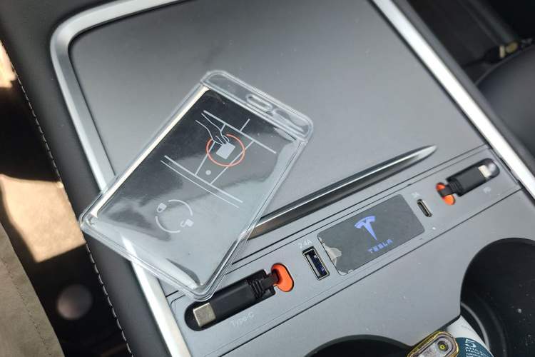 Used Tesla Model Y 2023 Rear-Wheel-Drive Version