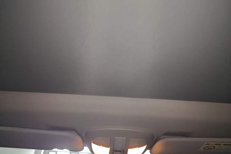 Used Mercedes-Benz R-Class 2017 R 320 4MATIC Business Edition Prestige Model