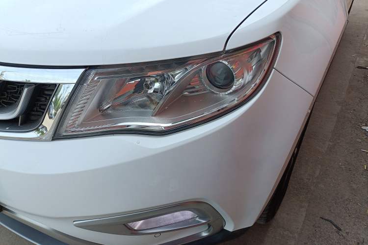 Used Geely Auto Emgrand X7 Sport 2016 1.8TD Automatic Smart Connectivity Version Left Front Headlight