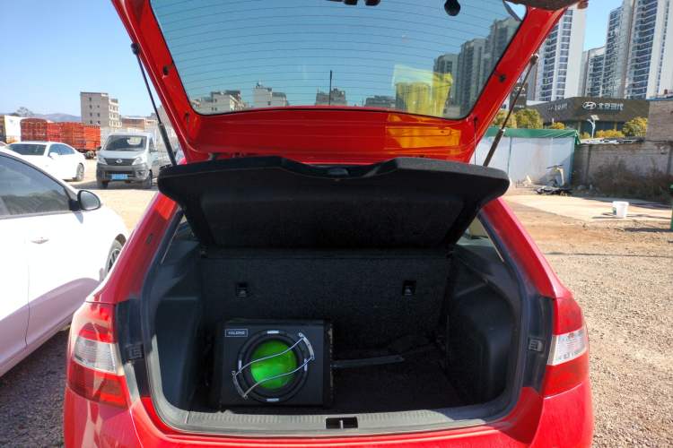 Used Skoda Rapid Spaceback 2014 1.6L Automatic Enjoyment Edition
