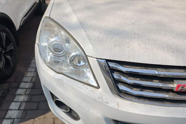 Used Haval H6 2013 Upgraded Model 1.5T Manual Two-Wheel Drive Urban Version