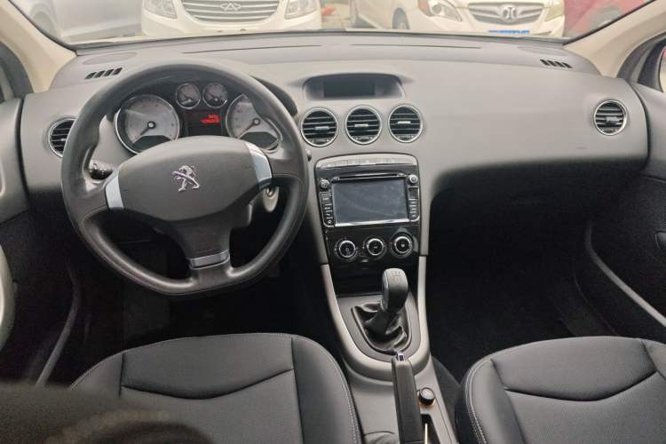 Used Peugeot 408 2013 1.6L Manual Comfort Edition