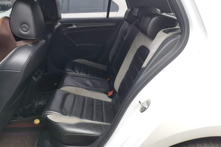 Used Volkswagen Golf 2017 280TSI Automatic R-Line Million-Vehicle Commemorative Edition
