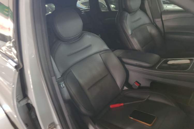 Used Nio ES6 2023 75 kWh

